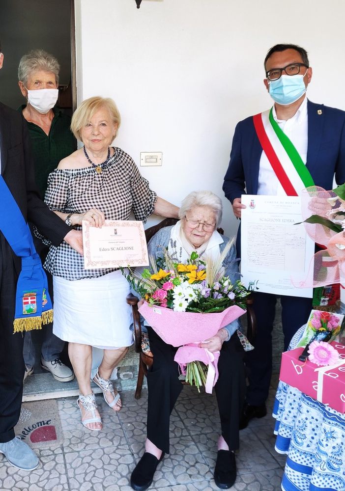 Moasca festeggia i 100 anni di Edera Scaglione