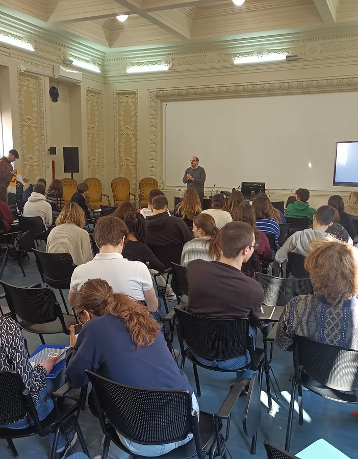 All’Alfieri lezioni dell’Università del Piemonte Orientale