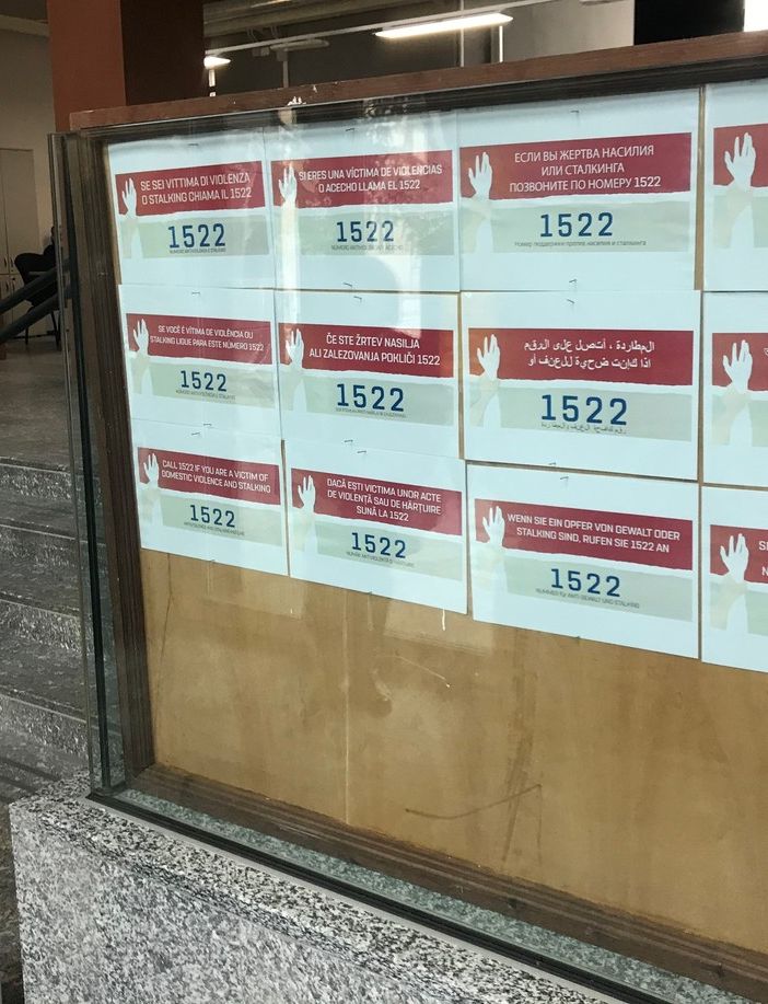 Cartelli numero unico antiviolenza
