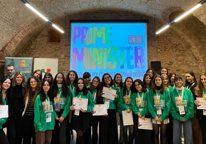 Le studentesse che hanno partecipato alla I edizione di Prime Minister – Asti il giorno del Graduation Day dello scorso 17 dicembre 2022