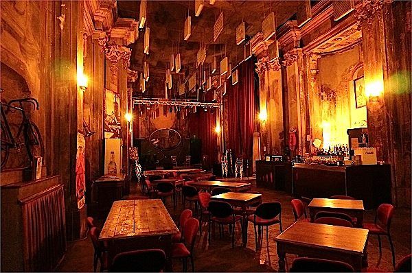 L'interno del locale