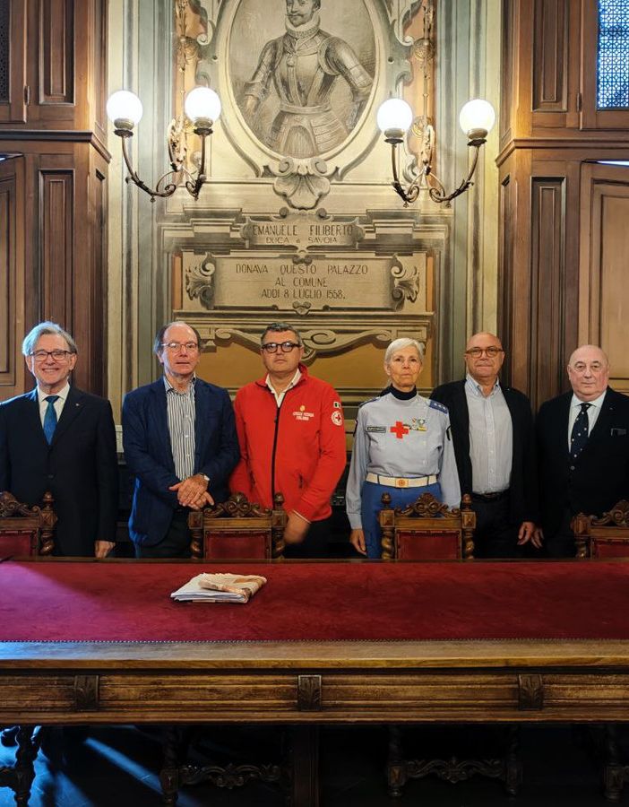 &quot;Immagina il Rotary, ambulatorio in piazza&quot; con il Rotary, Croce rossa e Comune di Asti