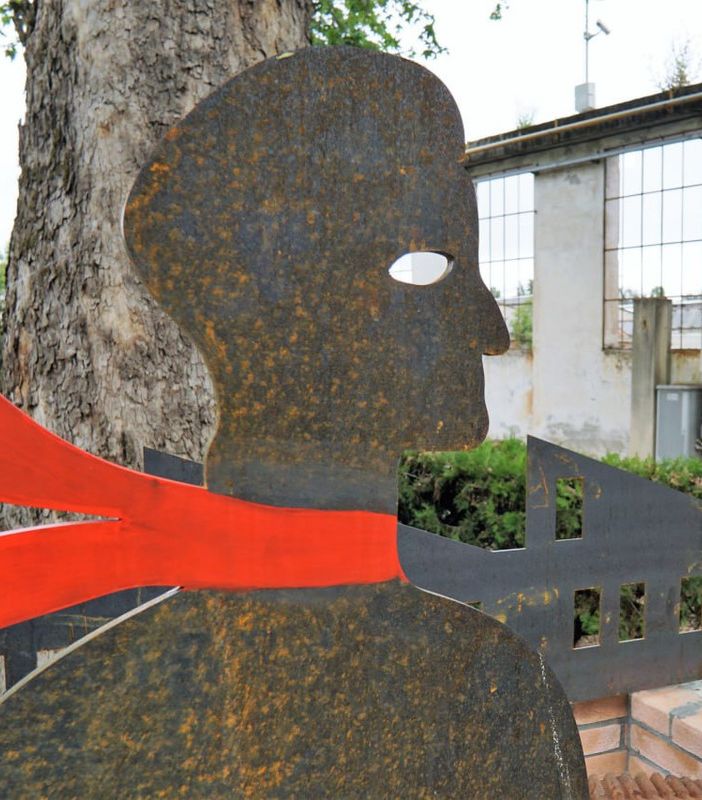 L'installazione dedicata a Remo Dovano (Merphefoto)