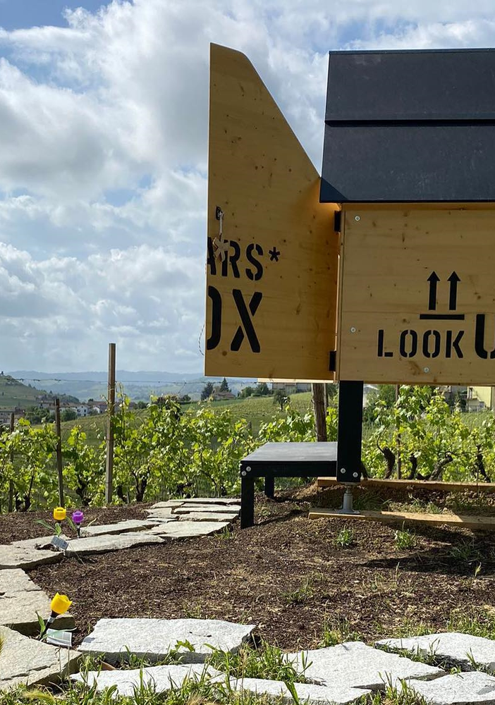 La StarsBOX di Costigliole d'Asti, vista Bricco Lù
