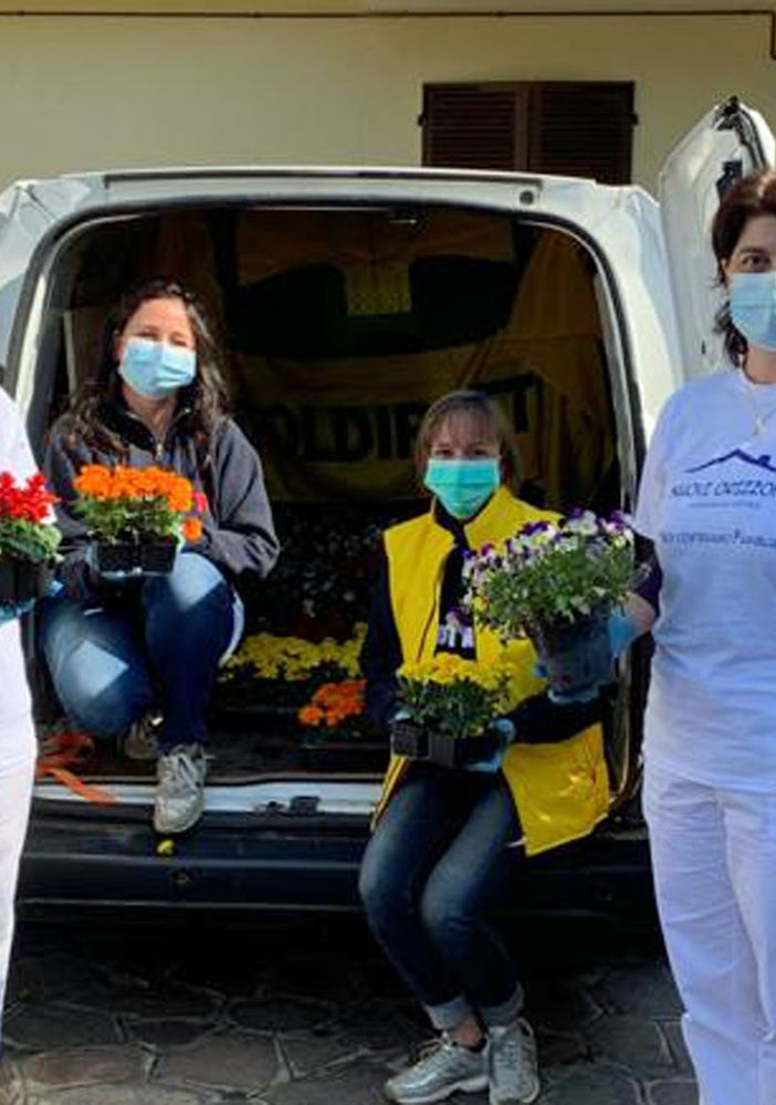 Donne Impresa Coldiretti Asti offre 180 vasi di fiori per giardino terapia