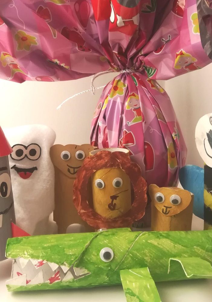 &quot;Storie dall'alveare&quot;, una favola al giorno per i vostri bambini. Oggi &quot; Non è Pasqua senza l'uovo&quot;