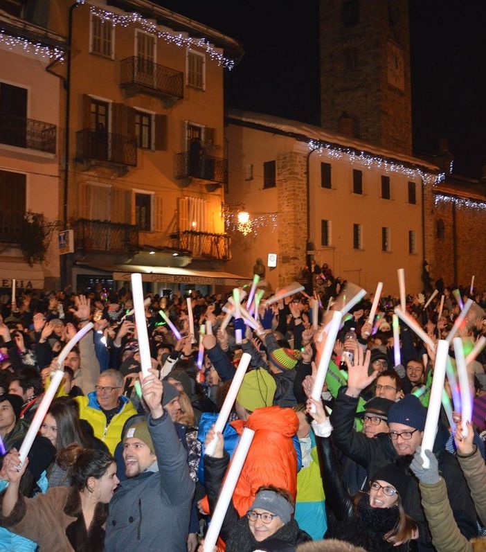 Limone, a Capodanno grande festa in piazza in sicurezza senza vetro, lattine e petardi