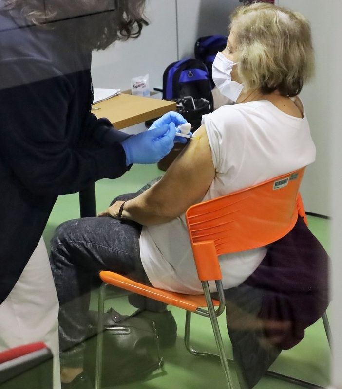 Covid, oggi in Piemonte vaccinate quasi 30mila persone