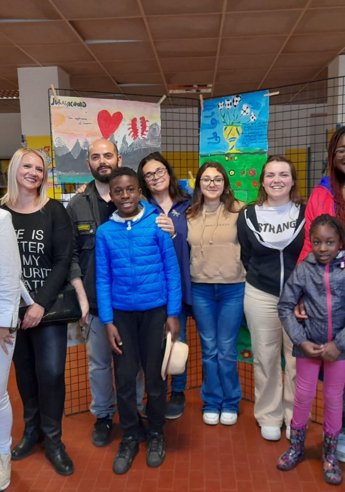 La mostra &quot;La mia scuola è di tutti i colori&quot; inaugura un dialogo artistico e inclusivo tra scuole di Asti
