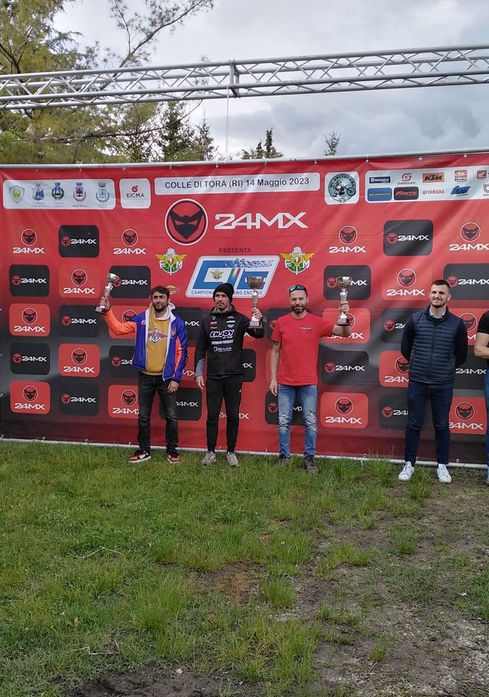 Christian Natta sul podio nella categoria Expert 250 2 tempi