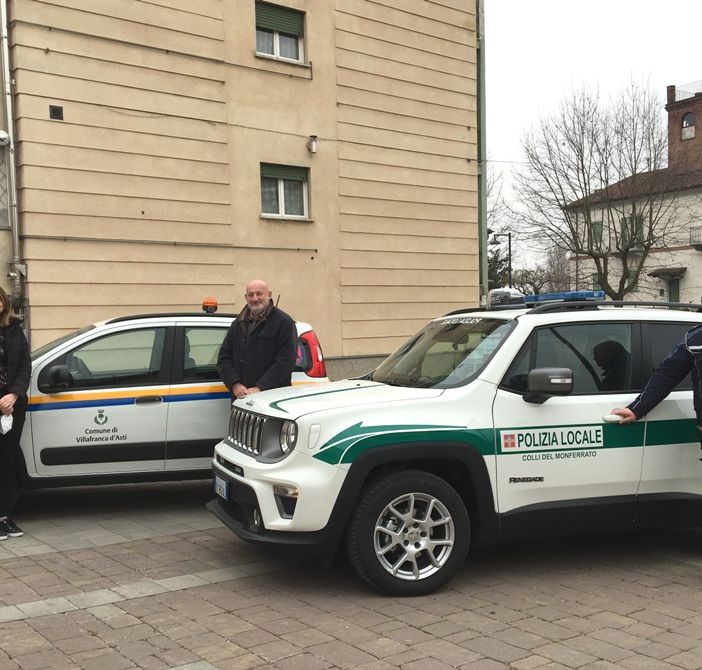 Il sindaco Macchia, il geometra Pittarelli e l’ispettore Nivino con i nuovi mezzi