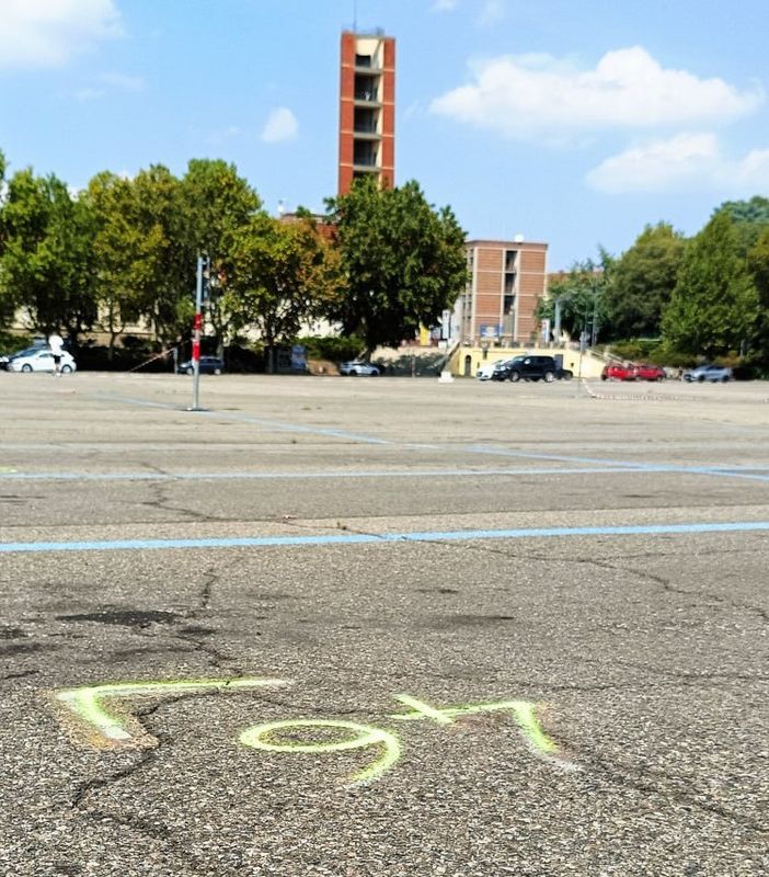 I nuovi stalli per accogliere il mercato da oggi, 16 agosto (MerfePhoto)