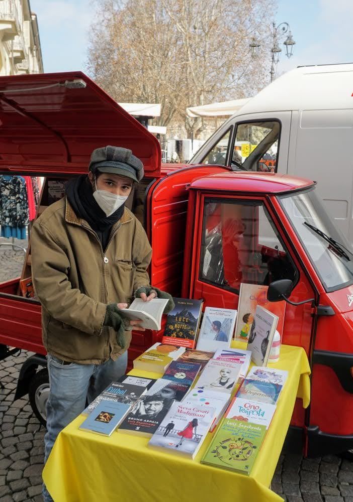 Alessandro Minnella e la libreria &quot;Pagine Erranti&quot;