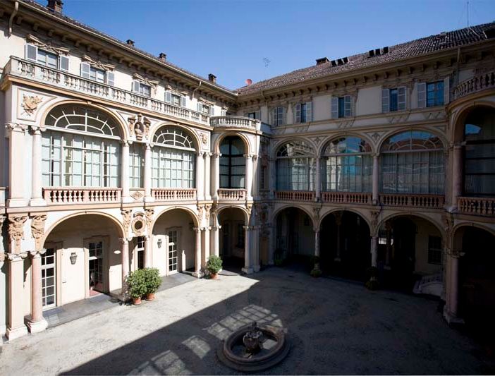 Bonus cultura: dai 700 ai 1000 euro. Entro la settimana i criteri per la concessione