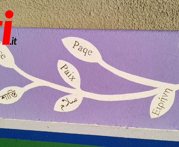 Ieri a Motta è stata inaugurata la ‘panchina della pace”