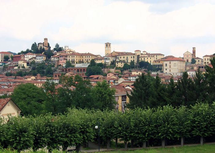 Un panorama di Castelnuovo Don Bosco