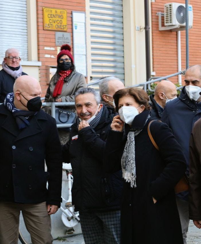 Paolo Crivelli in visita al quartiere Torretta (Merfephoto - Efrem Zanchettin)