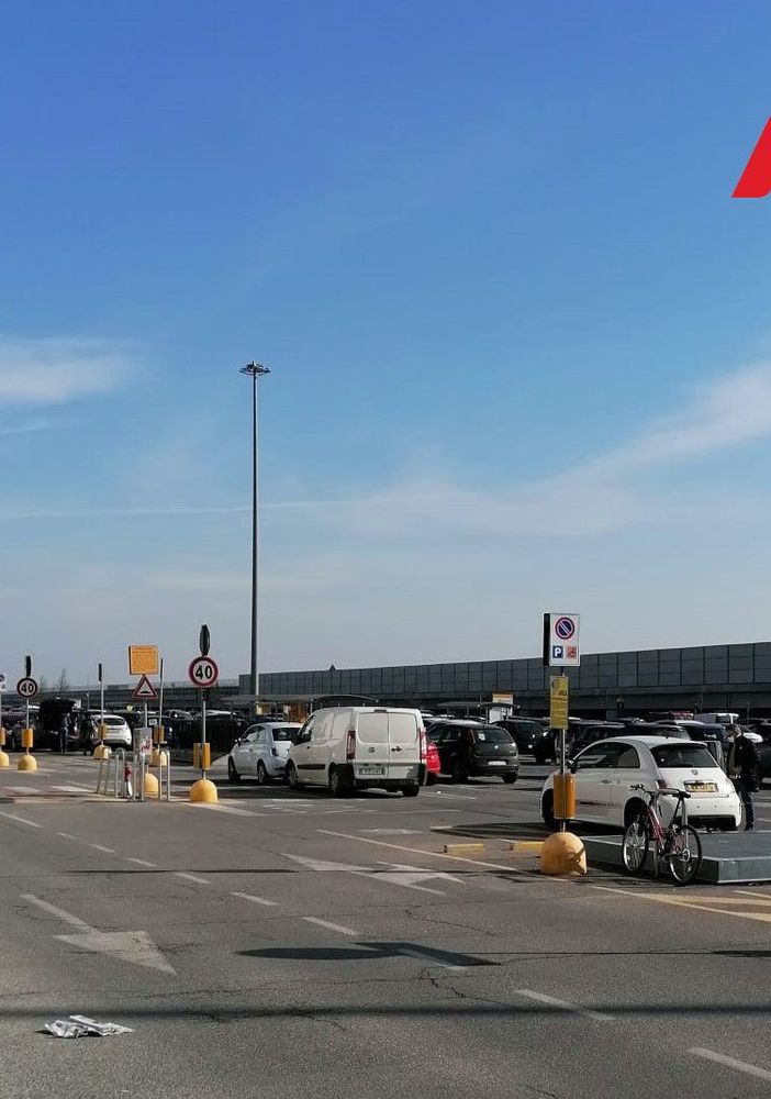 Parcheggio centro commerciale Nuovo Borgo