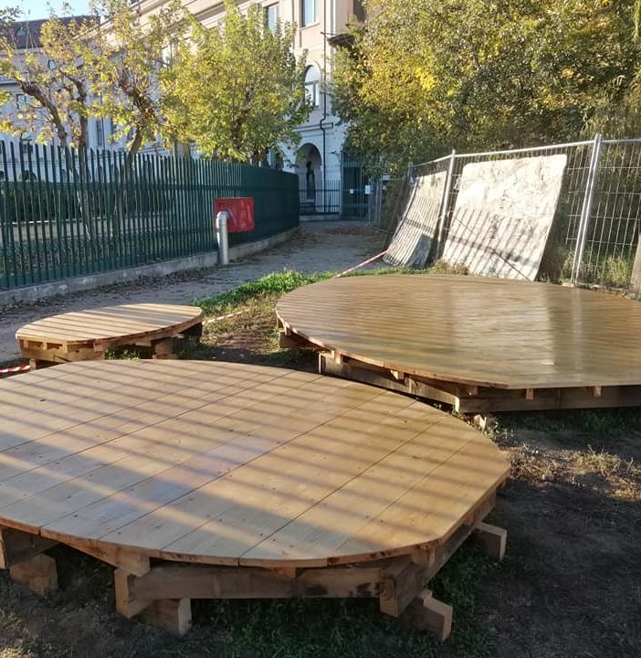 Le tre pedane temporanee posizionate nella nuova area