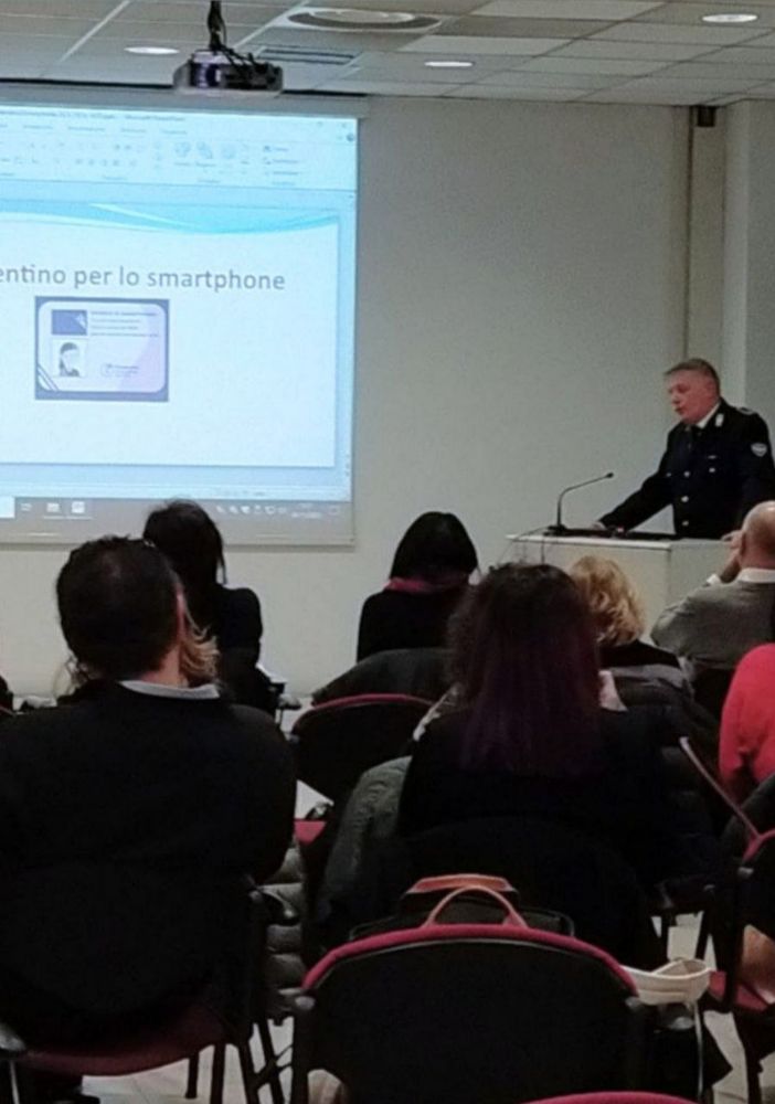 Partito il primo step del percorso di formazione &quot;Un patentino per lo smartphone&quot;