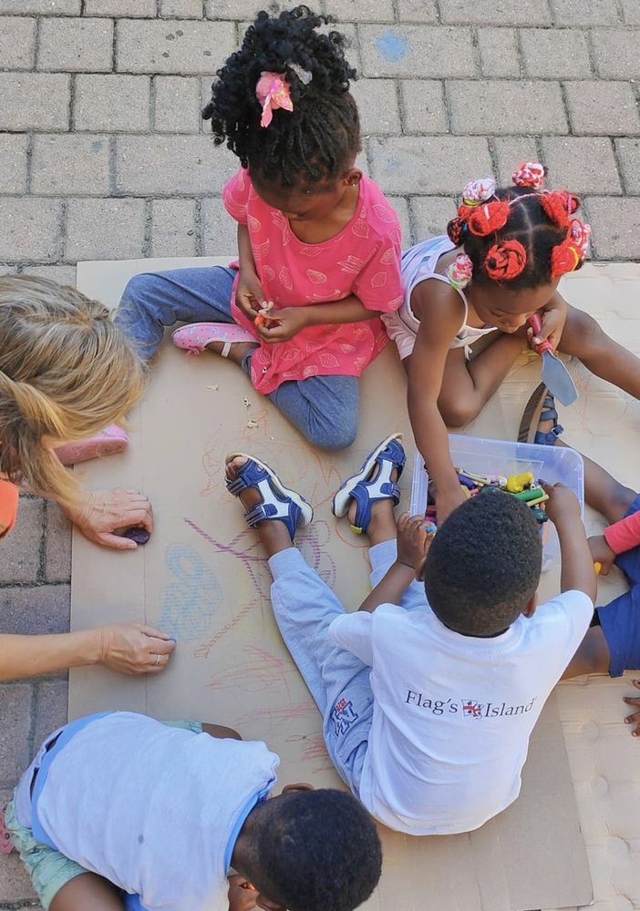 Bambini accolti alla Casa Alfa, centro di accoglienza all'ex Seminario di Asti
