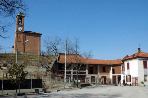 Scandalo dei profughi &quot;fantasma&quot; a Piea: udienza rinviata a marzo 2022