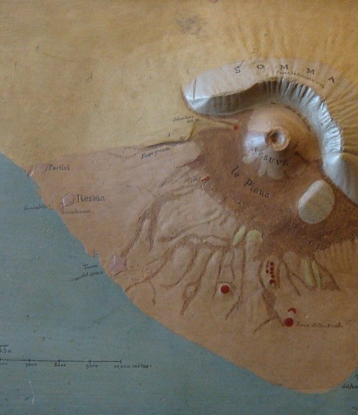 Il Vesuvio si racconta al Magmax con minerali rari e storie su Garibaldi e Mercalli