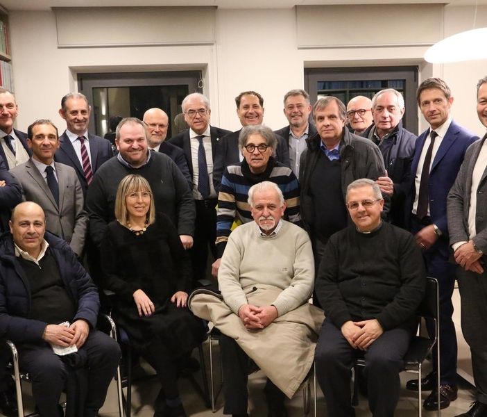 I soci fondatori alla firma dell'atto notarile, avvenuta ad Alba nello scorso febbraio (Foto Silvia Muratore)