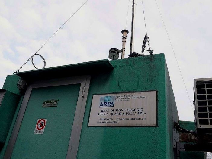 Una delle 'casette antismog' installate da alcuni mesi in città