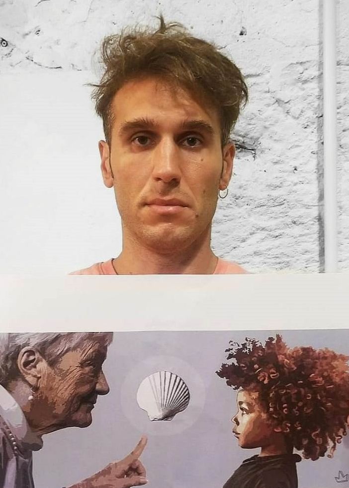 Collodoro con il bozzetto dell'opera che realizzerà a Cortandone