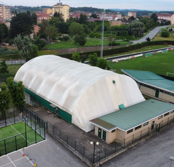 La Città di San Damiano pronta a rifarsi il look. Al via i  lavori di rifacimento della Polivalente agli impianti sportivi