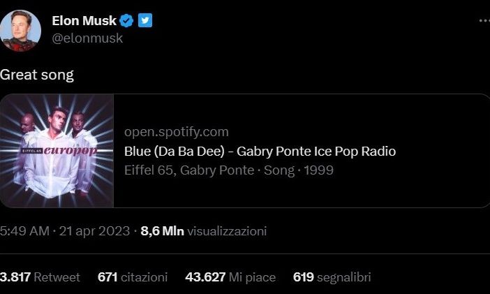 Il tweet di Elon Musk su 'Blue'