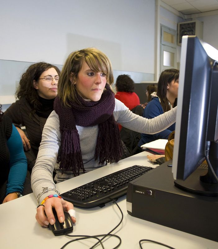 Voucher regionale libri: il 12,7% ce l'ha, ma non lo usa