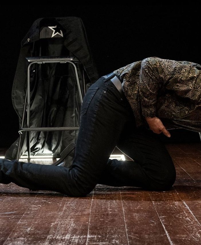 Un'immagine di scena tratta da &quot;Shakespearology&quot;