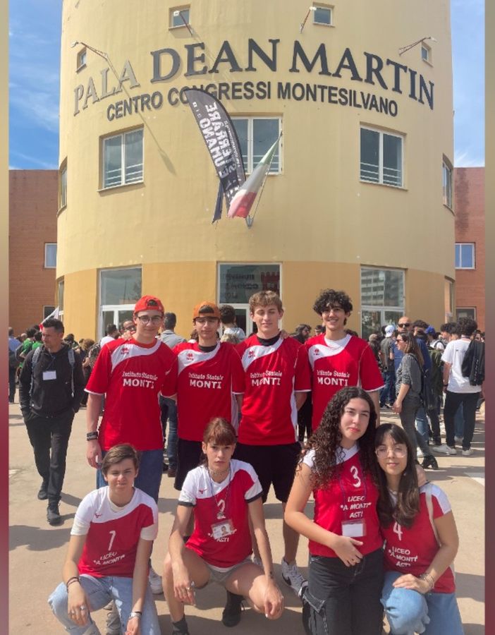 La squadra dell'Istituto Monti