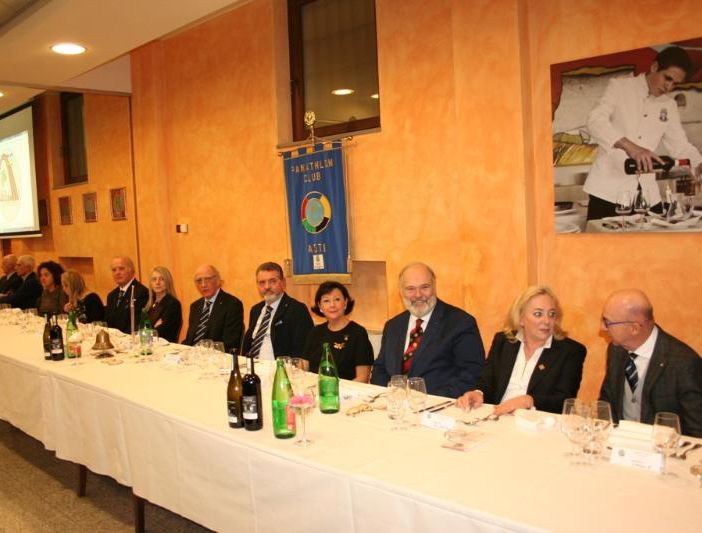 Conviviale Panathlon Club Asti nel nome del Padel. Tra le indiscrezioni il Giro d'Italia ad Asti