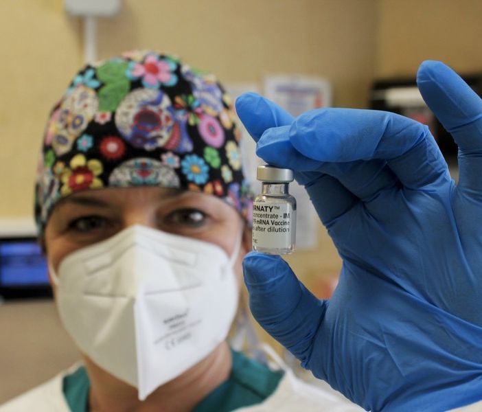 In Piemonte record di 1,3 milioni di vaccinazioni in un mese. Cirio: &quot;Raggiunto l’obiettivo di vaccinare in tempo chi da domani rischiava di restare senza Green pass”