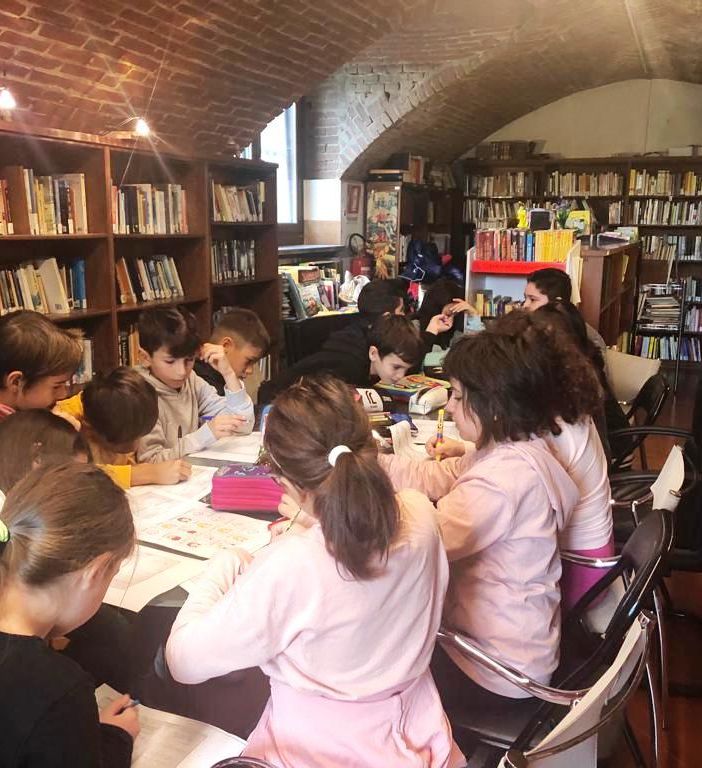 A Villafranca i bambini scoprono l’educazione emotiva con le letture in Biblioteca