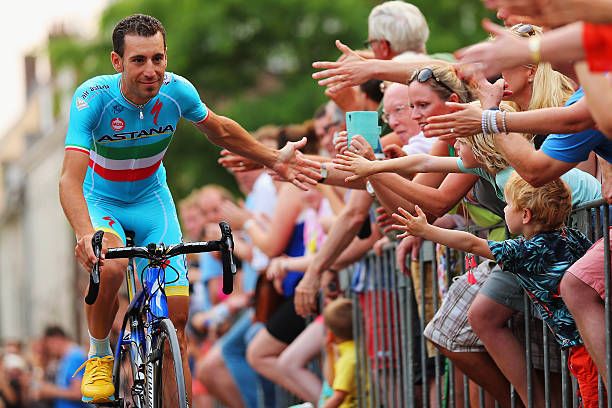 Vincenzo Nibali ad Asti per i premi “Studio &amp; Sport” 2021/2022 agli studenti sportivi più meritevoli