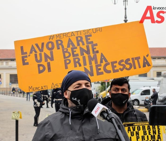 La protesta degli ambulanti ad Asti lo scorso 14 novembre