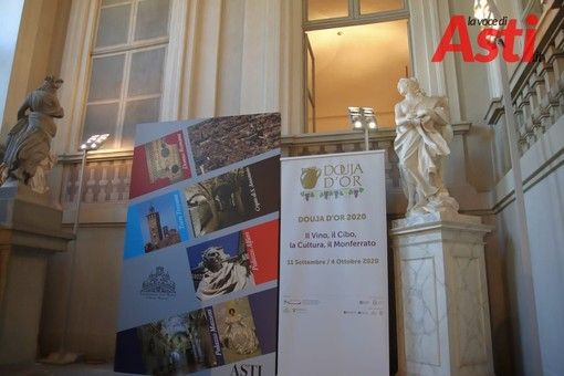 Le opposizioni all’attacco sul ‘giallo dell’Arazzeria Scassa’: “Ora ci vogliono le dimissioni”