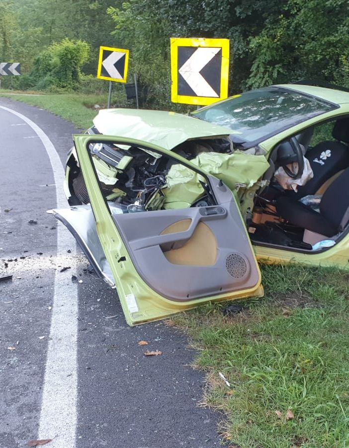 Incidente tra Palucco e Revignano: ferite mamma e figlia a bordo di una Panda