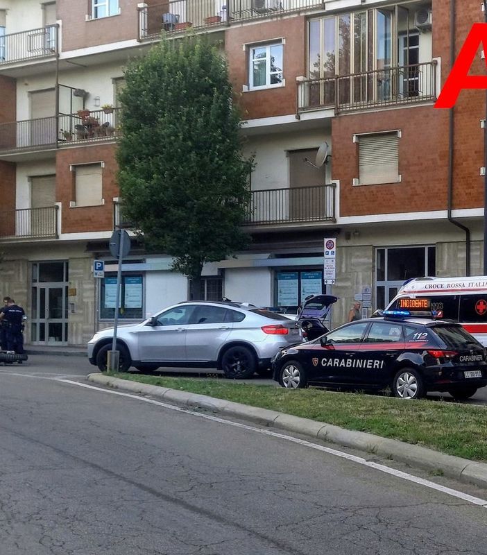 Rilievi incidente stradale in piazza Vittorio Veneto, ad Asti