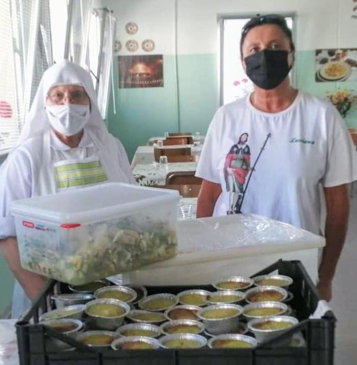 L'invenduto della cena di San Rocco donato alla mensa sociale di Asti dalla gastronomia &quot;La Pentola Magica&quot;