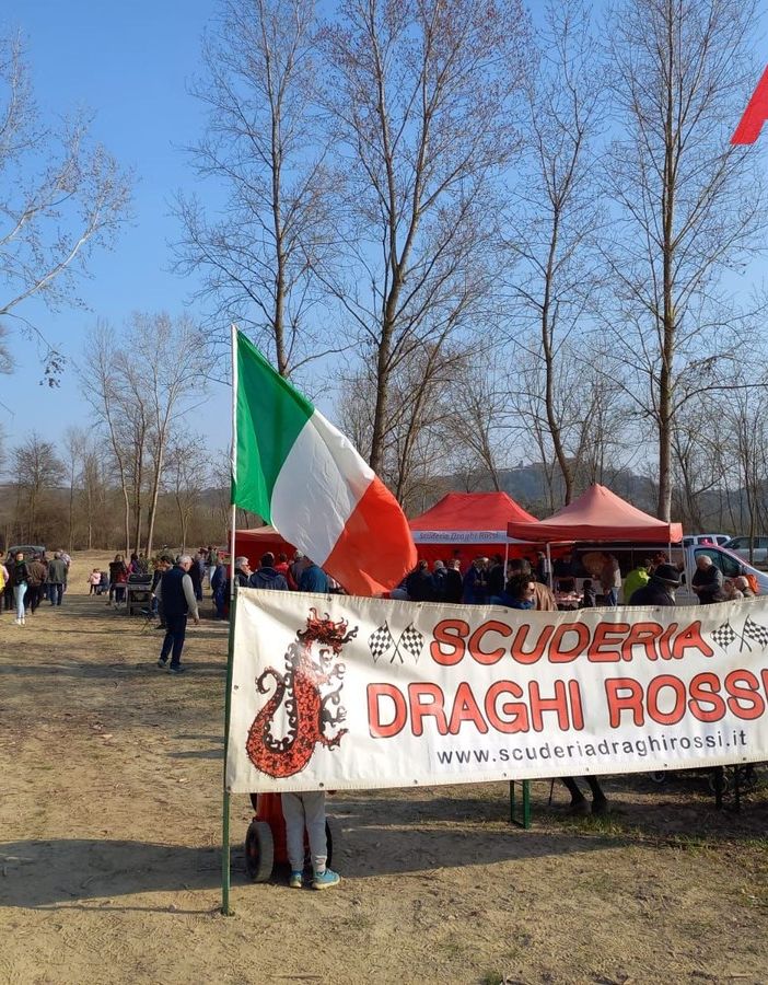 Revigliasco ha la sua nuova area polivalente, grazie al lavoro della Scuderia Draghi Rossi (FOTO)