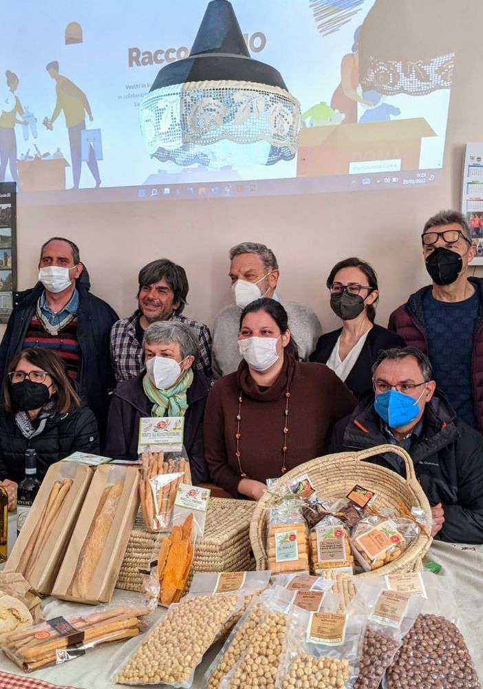 La cooperativa Rava e Fava presenta il nuovo sito con e-commerce. Nascono i &quot;Negozi Svegli&quot; in collaborazione con l'associazione di Serravalle