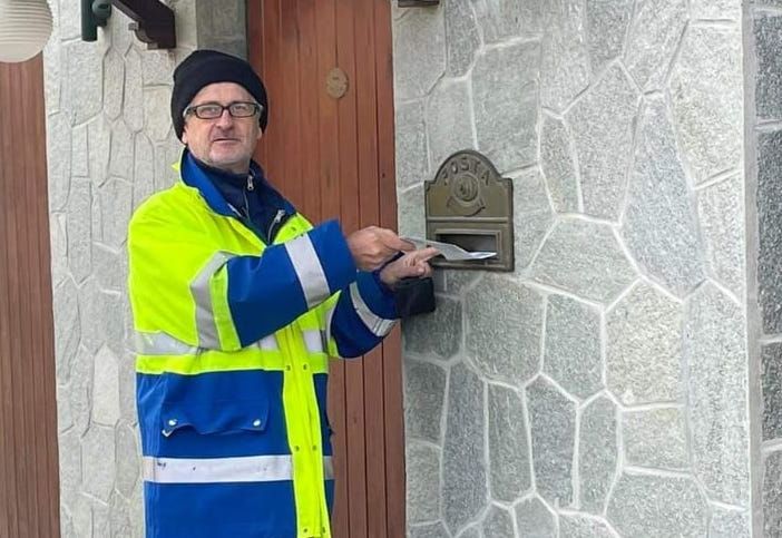 In pensione, dopo 41 anni di servizio, lo storico postino di Portacomaro, Migliandolo e Cornapò