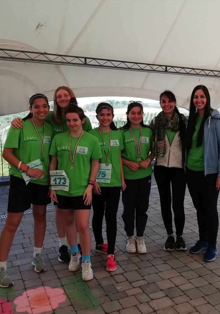 Orienteering: la scuola media di Villanova vince 21 medaglie
