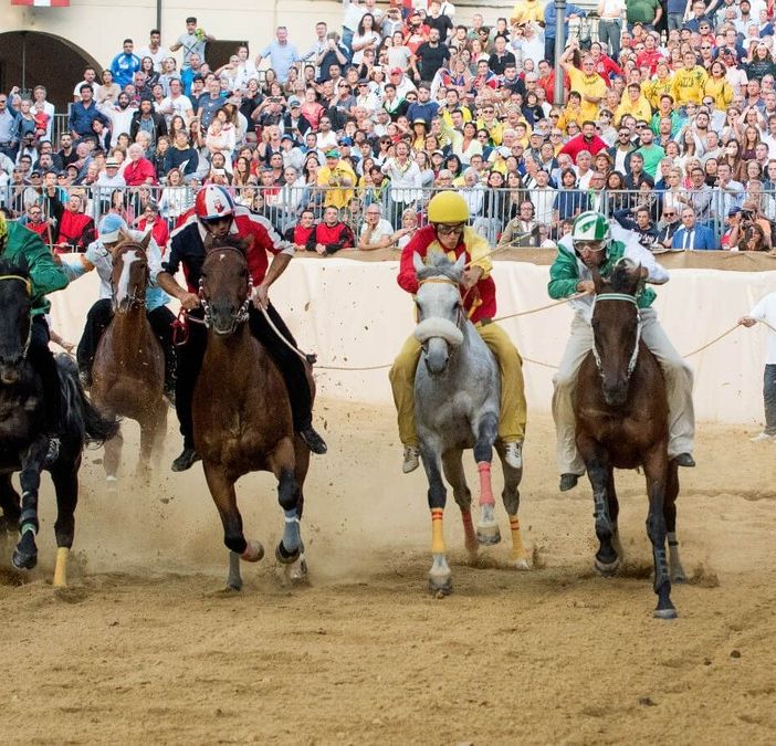 Verso il Palio di Asti: i Comitati si vestono a festa e si preparano al 4 settembre