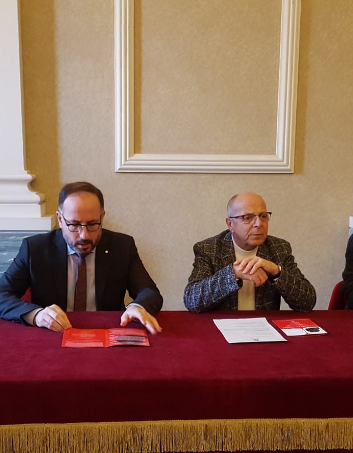 Da sx Carla Forno, il sindaco Maurizio Rasero, l'assessore alla Cultura Gianfranco Imerito e il dirigente Gianluigi Porro